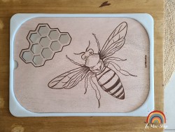 L'abeille réaliste: Insert...