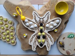 Abeille à encoches