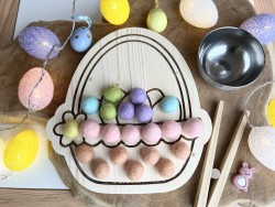 Le panier de Pâques à encoches