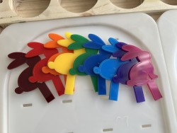 LOT de 9  figurines les...
