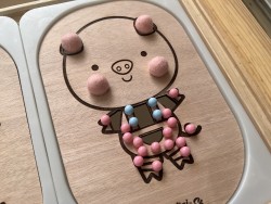 Le petit cochon: Insert...